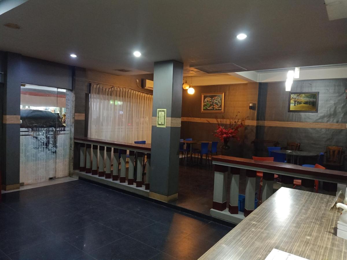 Hotel Srikandi Dumai Bagian luar foto
